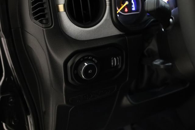 Used 2024 Jeep Wrangler Sport S image 11