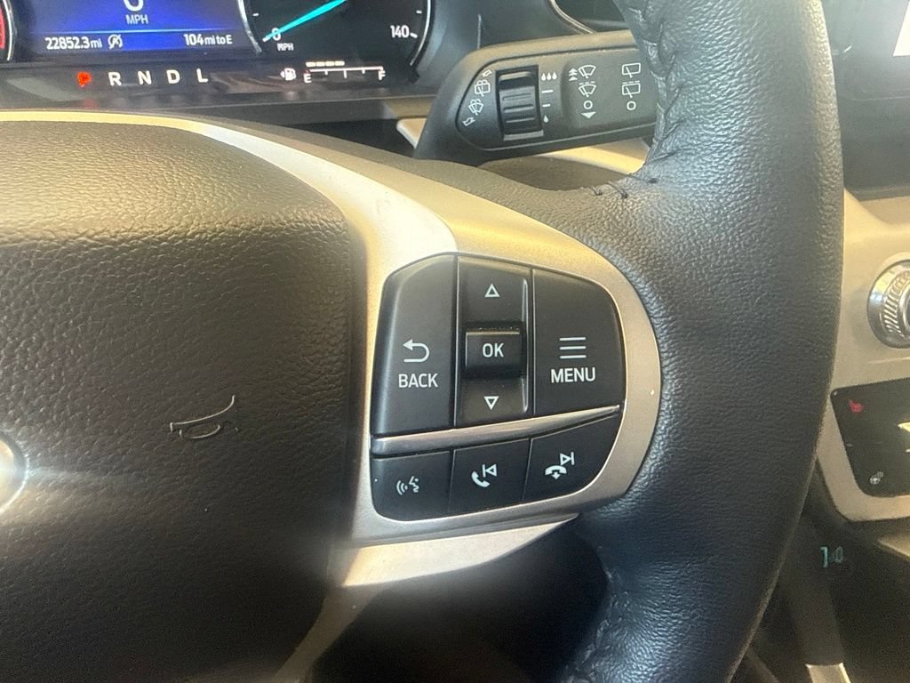 Used 2024 Ford Explorer XLT w/ Equipment Group 202A AWD/4WD image 17