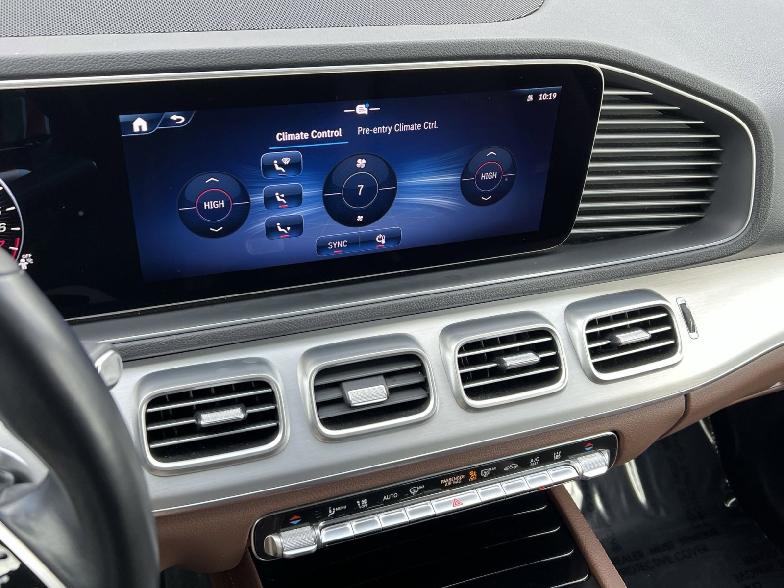 Certified 2024 Mercedes-Benz GLE 450e 4MATIC image 19