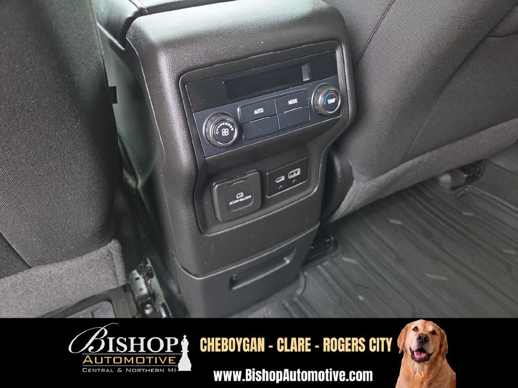 Used 2021 GMC Acadia SLE w/ Driver Convenience Package AWD/4WD image 17