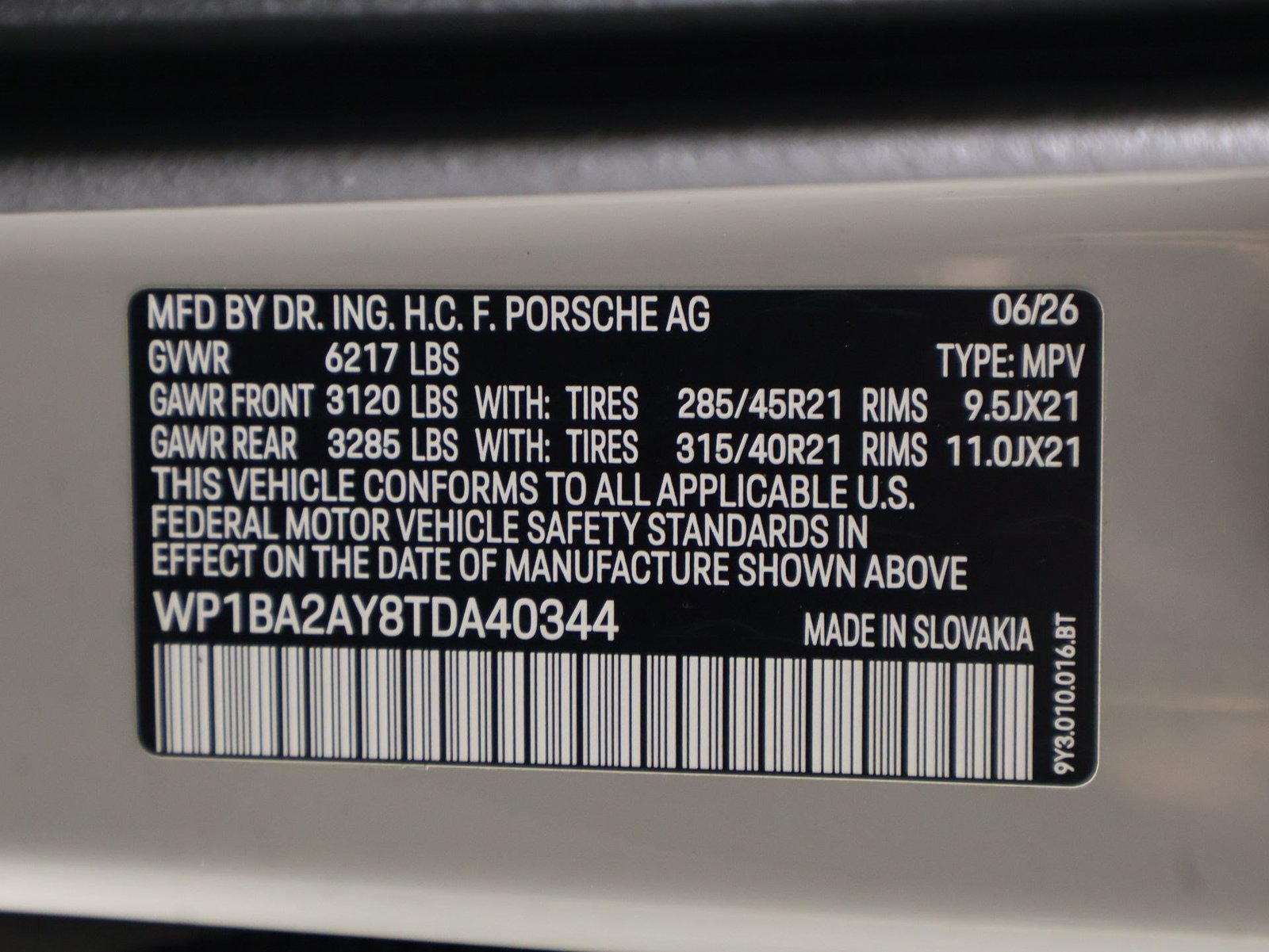New 2026 Porsche Cayenne Coupe AWD/4WD image 24