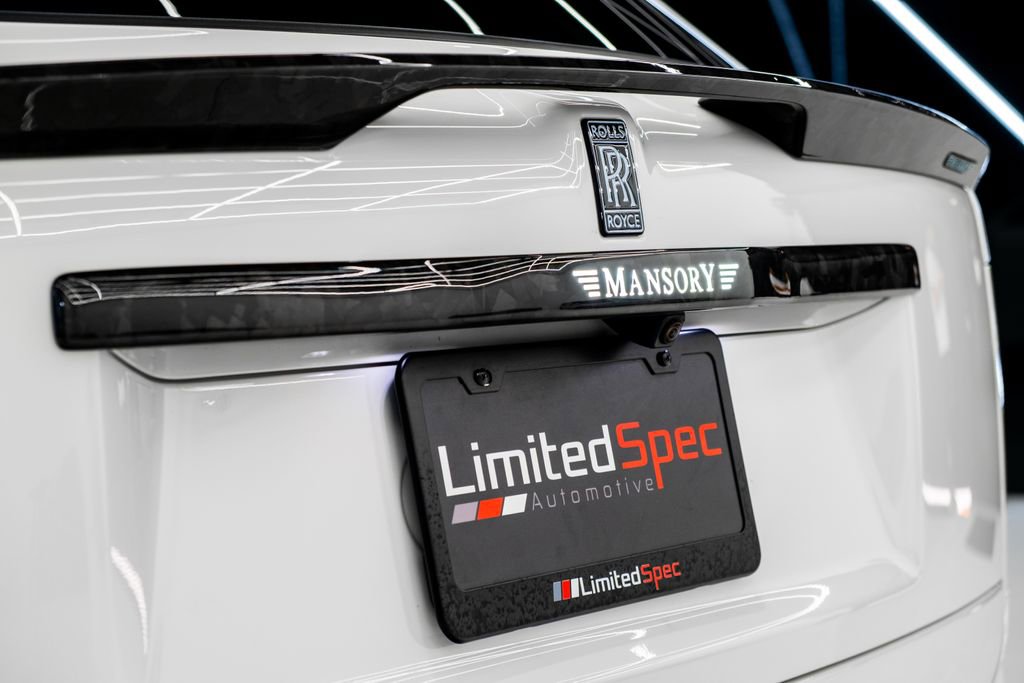 Used 2025 Rolls-Royce Cullinan AWD/4WD image 17