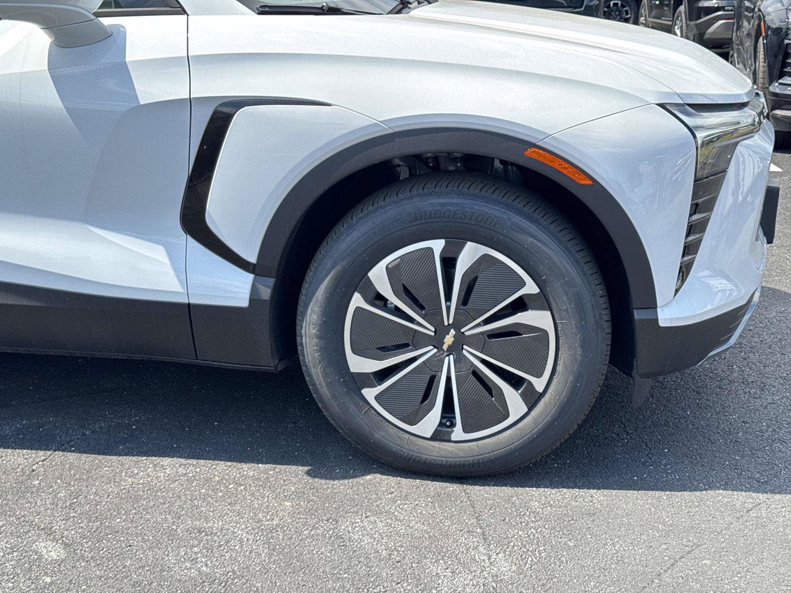 New 2025 Chevrolet Blazer EV LT AWD/4WD image 25