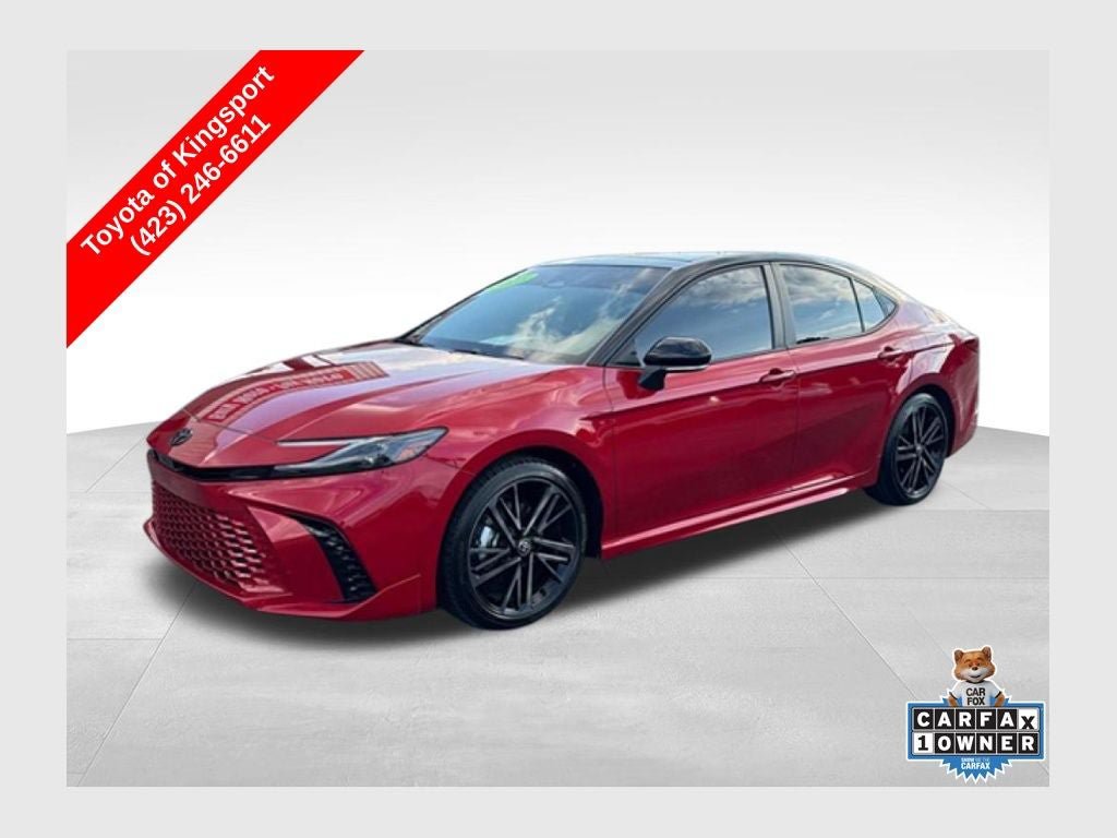 Used 2025 Toyota Camry XSE FWD image 1
