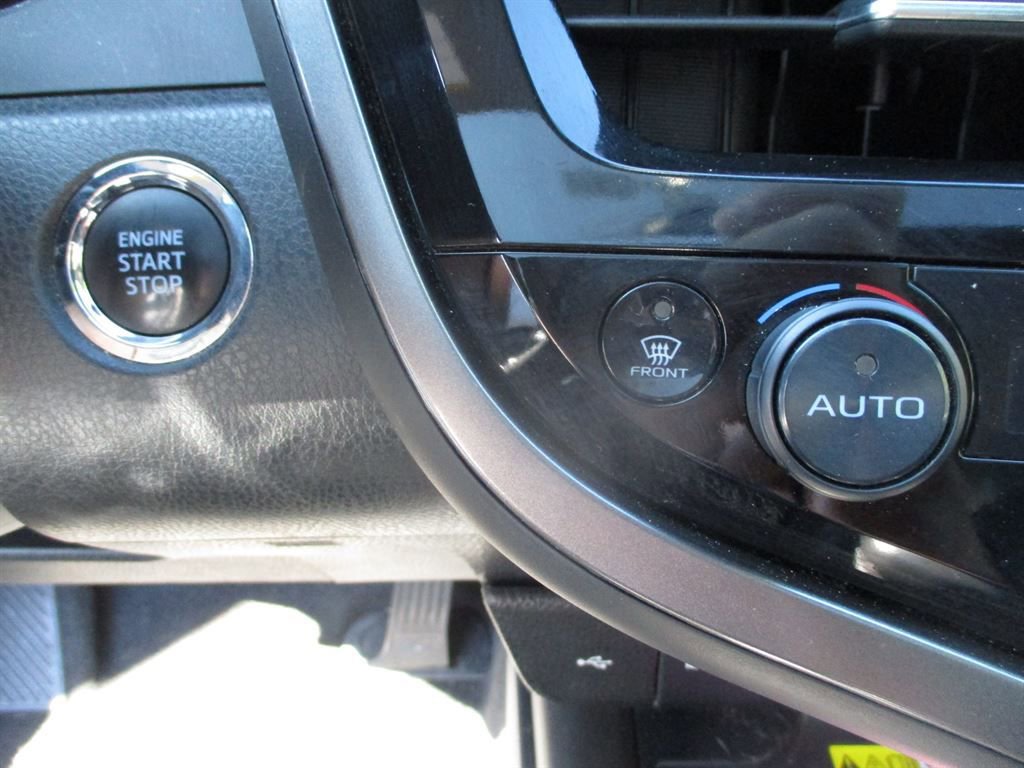 Used 2024 Toyota Camry SE w/ Cold Weather Package image 12