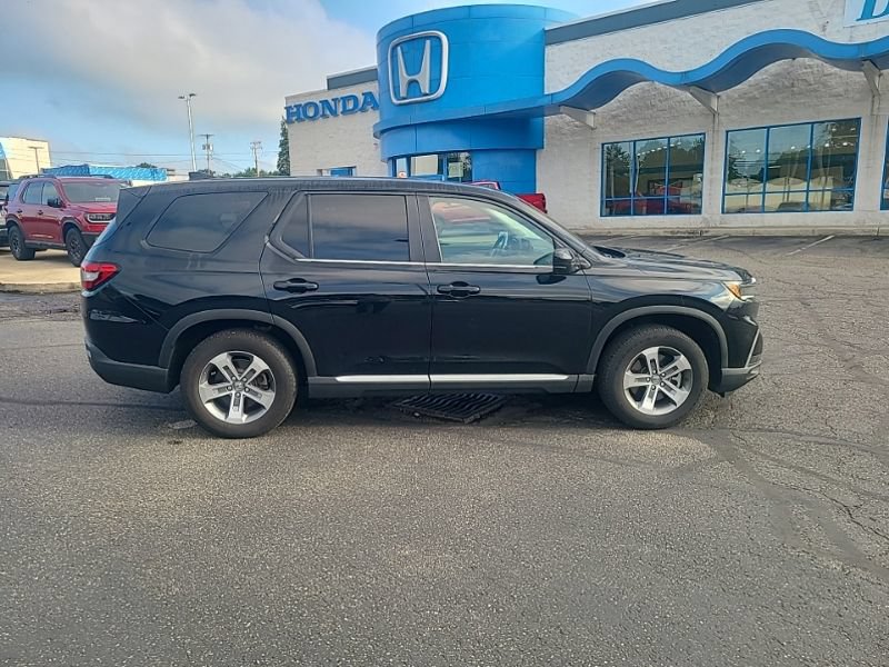 Used 2024 Honda Pilot EX-L image 6
