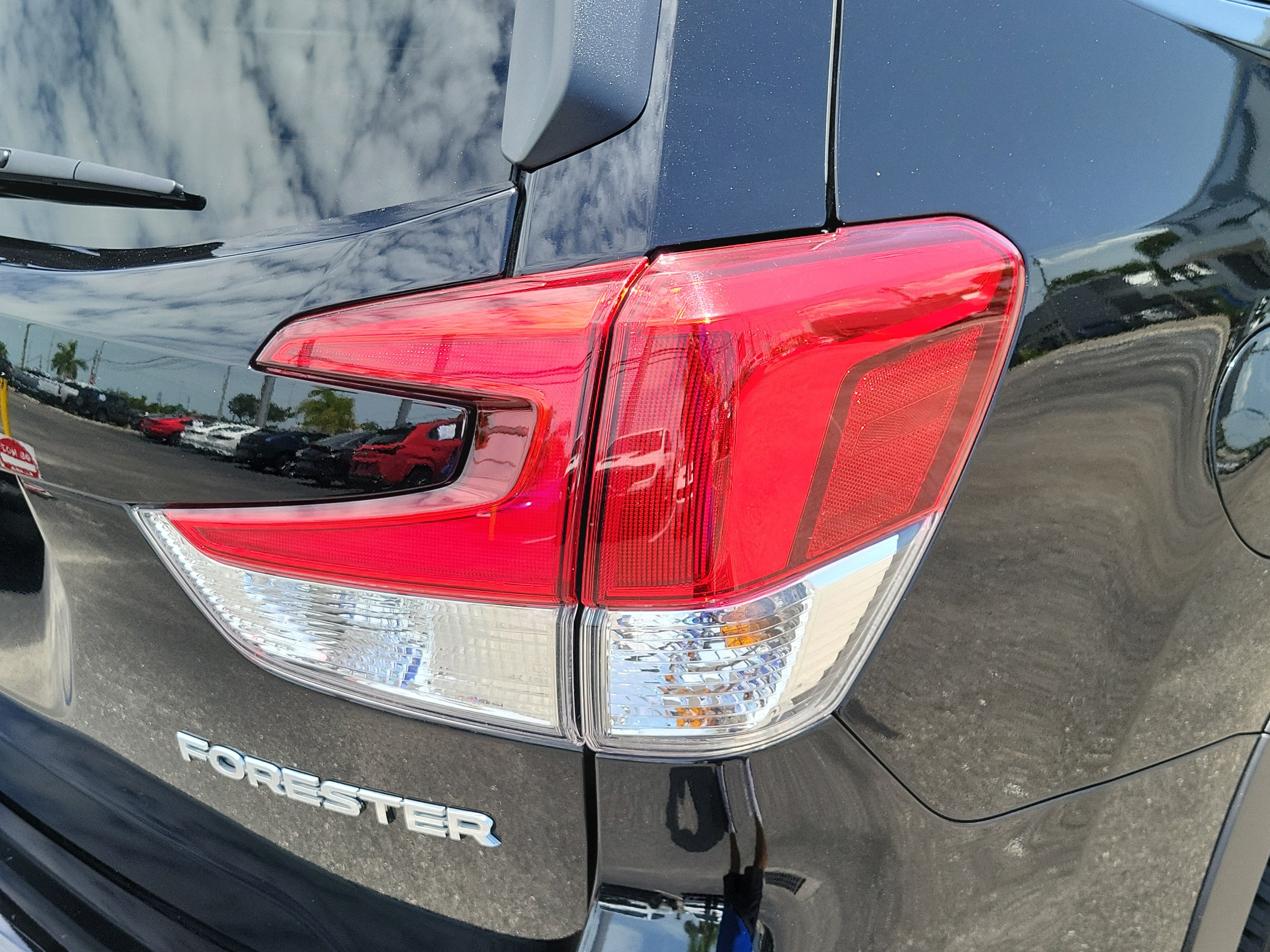 Certified 2024 Subaru Forester Premium AWD/4WD image 11