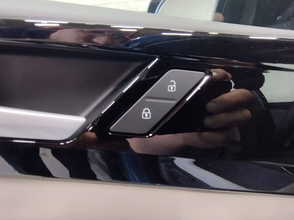 New 2026 Volkswagen Taos S AWD/4WD image 17