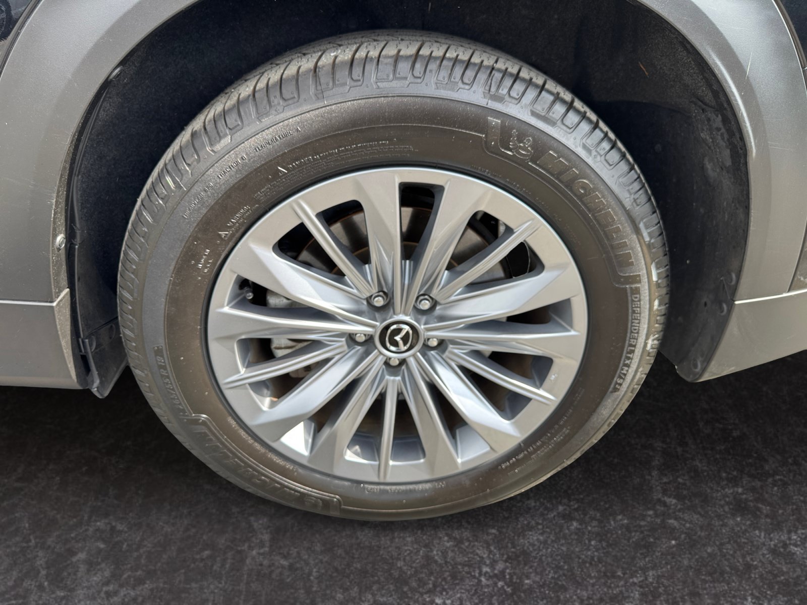 Used 2024 MAZDA CX-90 3.3 Turbo w/ Preferred Plus AWD/4WD image 14