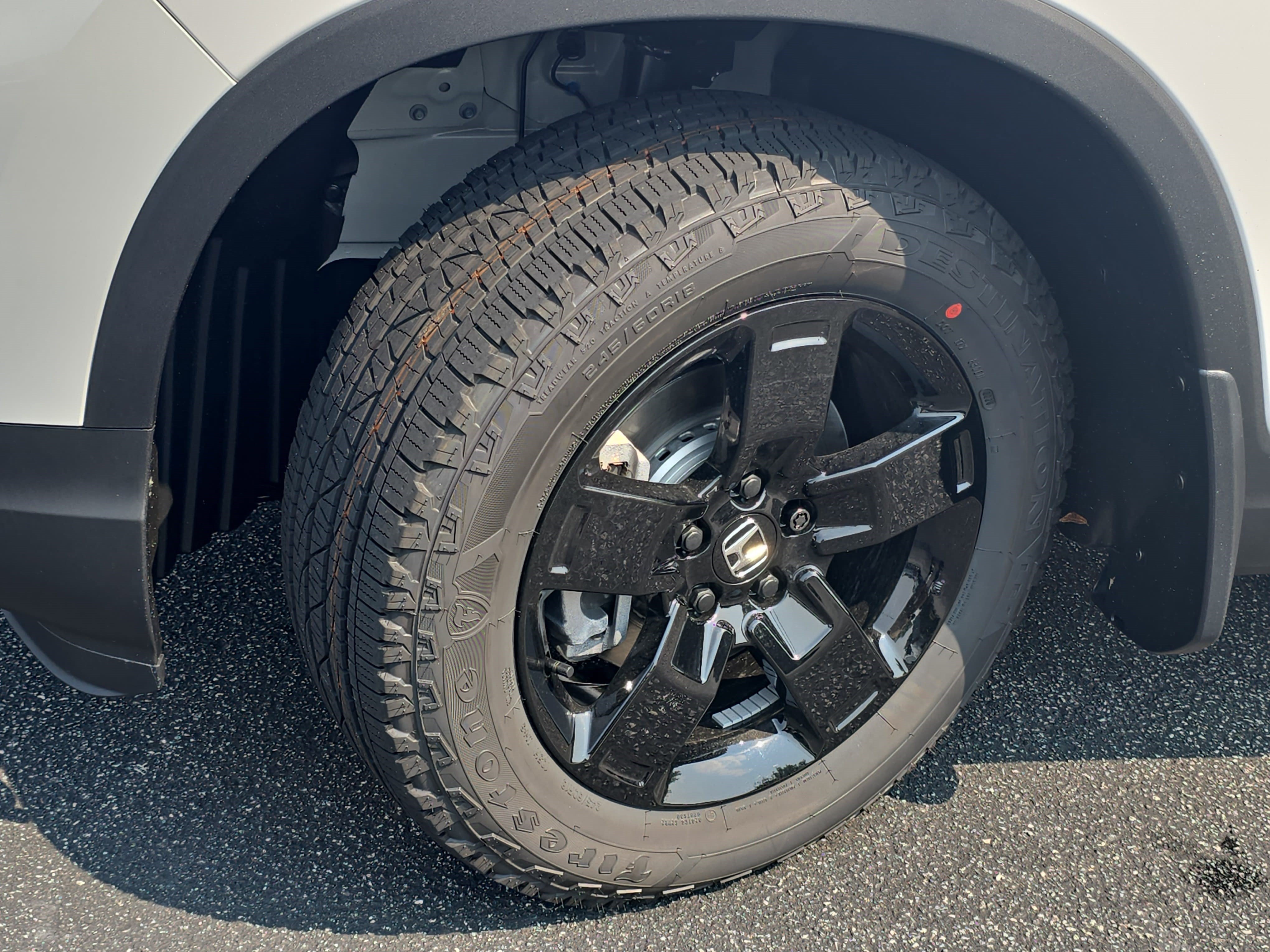 New 2026 Honda Ridgeline Black Edition image 33