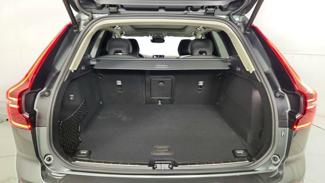 New 2026 Volvo XC60 T8 Plus w/ Climate Package AWD/4WD image 40