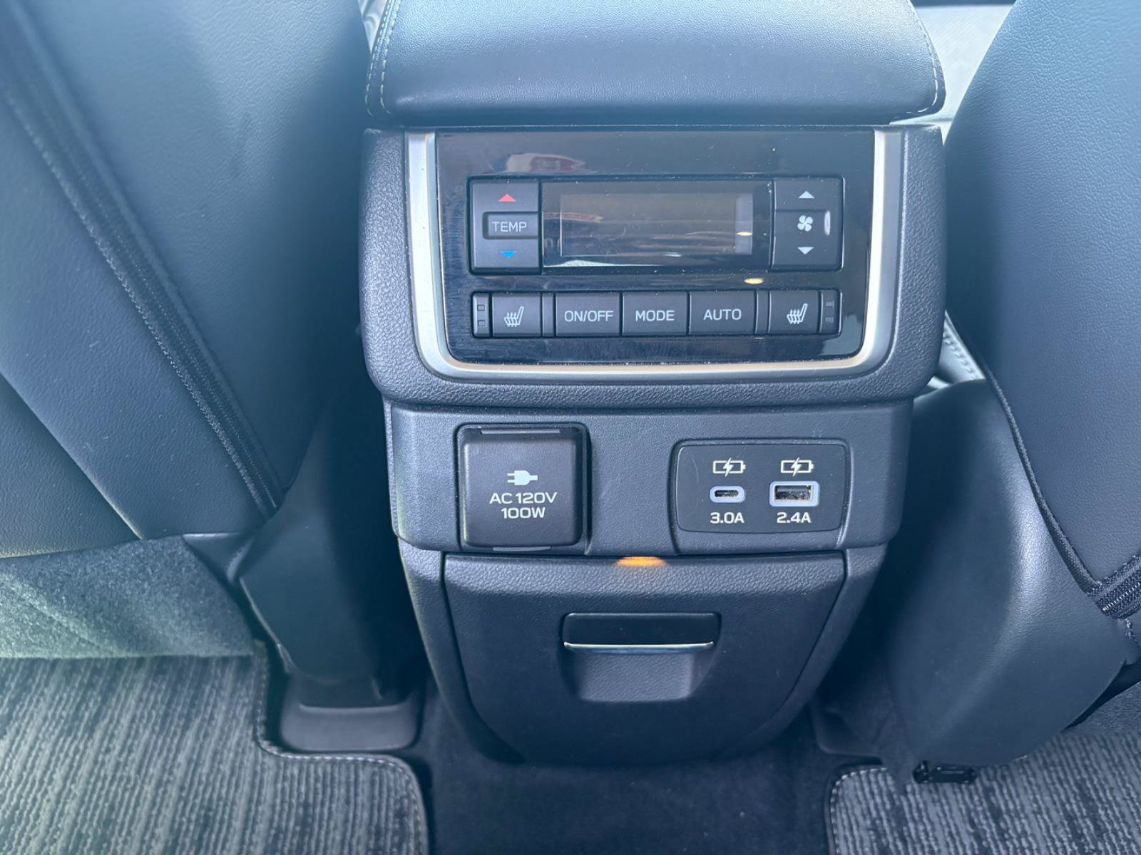 Used 2023 Subaru Ascent Touring AWD/4WD image 24
