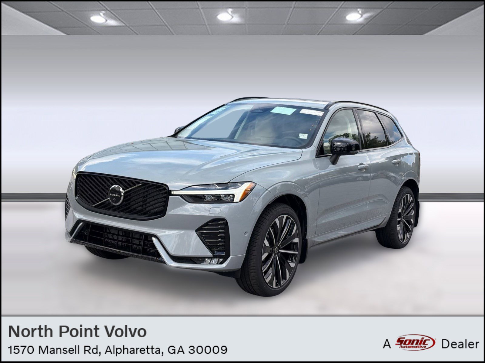 New 2026 Volvo XC60 B5 Ultra w/ Climate Package