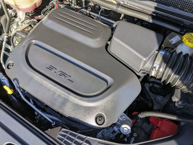 Certified 2023 Chrysler Voyager LX image 29