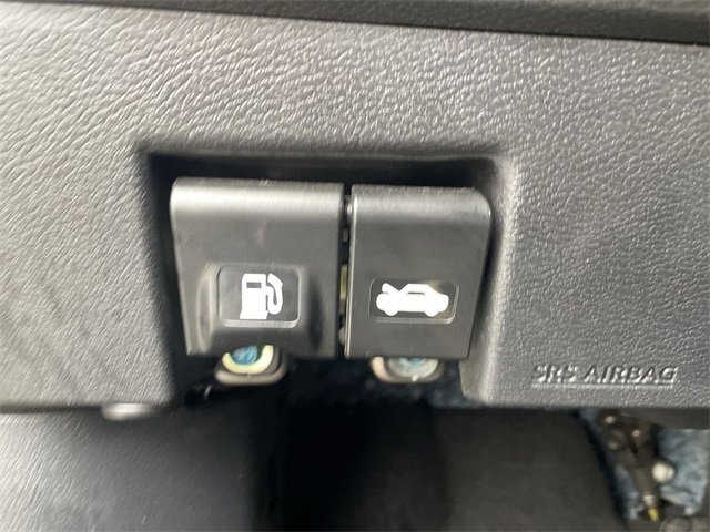 Used 2023 Nissan Kicks SV image 18