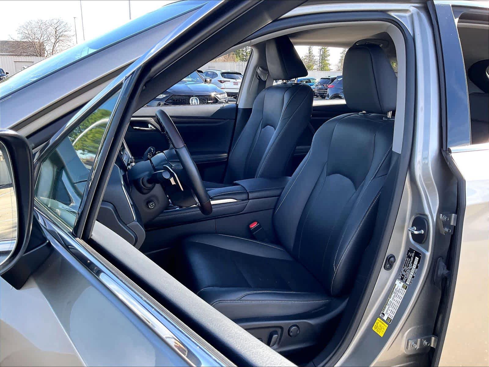 Used 2022 Lexus RX 450h AWD w/ Premium Package image 26