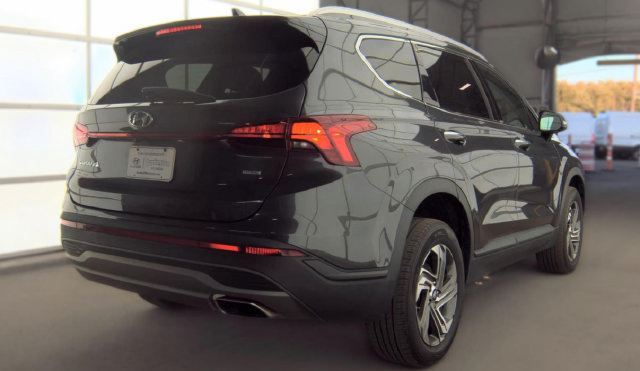 Used 2023 Hyundai Santa Fe SEL AWD/4WD image 4