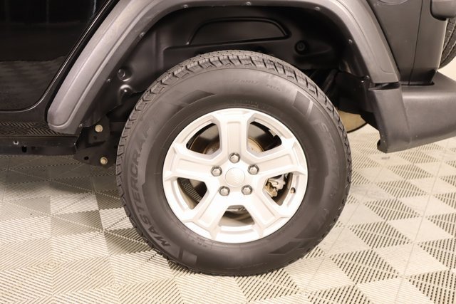 Used 2021 Jeep Wrangler Unlimited Sport image 17