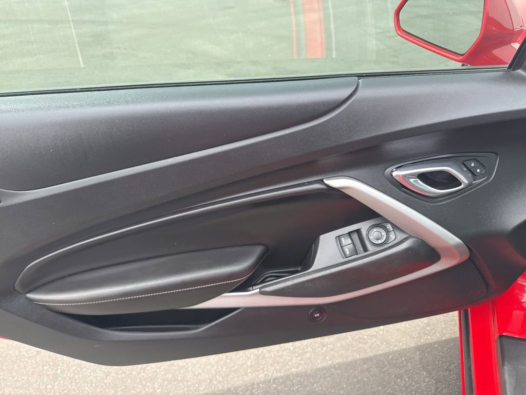 Used 2018 Chevrolet Camaro LT w/ RS Package image 15