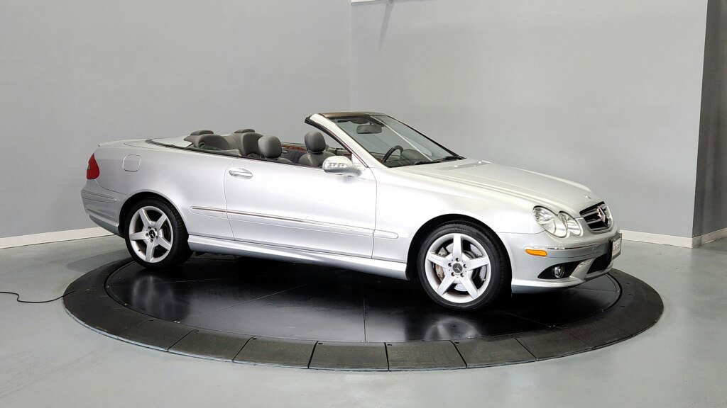 Used 2007 Mercedes-Benz CLK 550 Cabriolet image 1