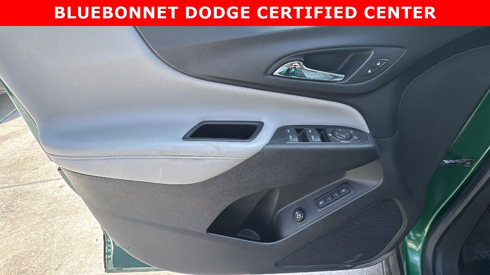 Used 2019 Chevrolet Equinox Premier image 11