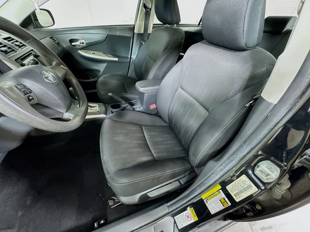 Used 2013 Toyota Corolla S FWD image 22