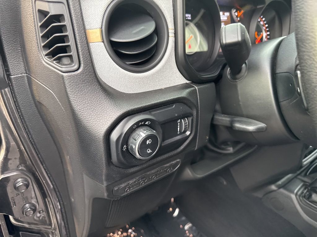 Used 2024 Jeep Gladiator Sport image 14