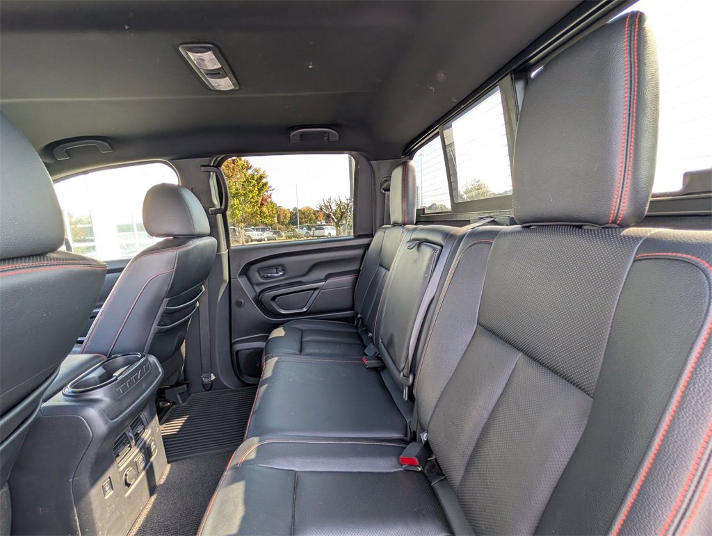 Used 2020 Nissan Titan PRO-4X w/ Pro-4x Convenience Package image 27