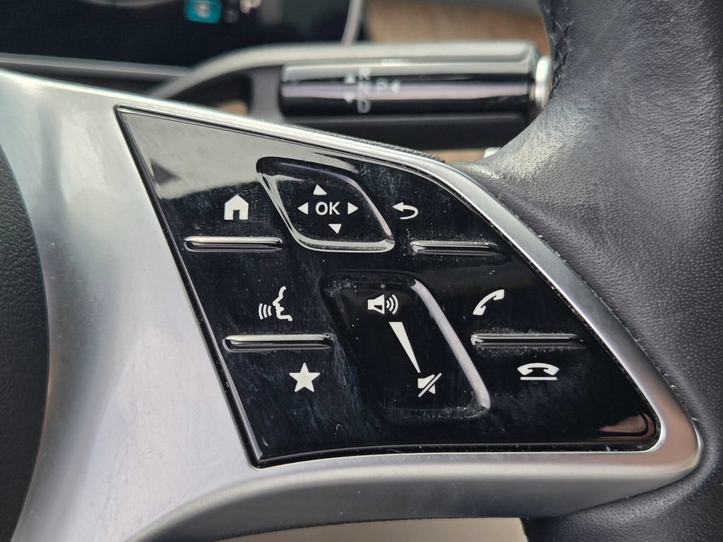 Used 2023 Mercedes-Benz C 300 Sedan image 26