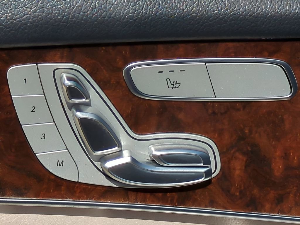 Used 2019 Mercedes-Benz GLC 300 4MATIC image 19