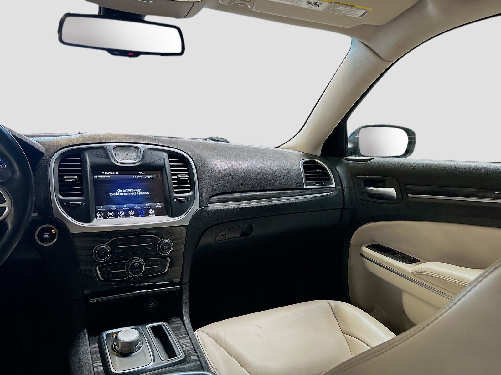 Used 2022 Chrysler 300 Touring L image 21
