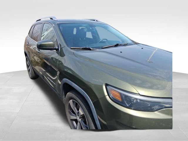 Used 2019 Jeep Cherokee Limited image 16