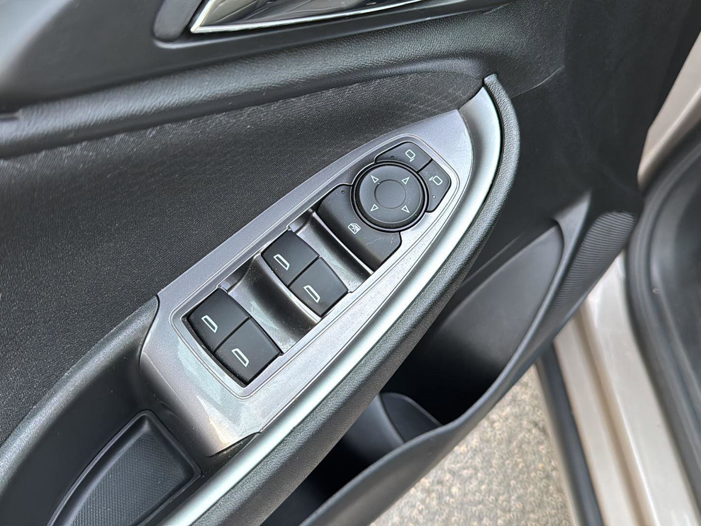 Used 2024 Chevrolet Malibu RS image 26