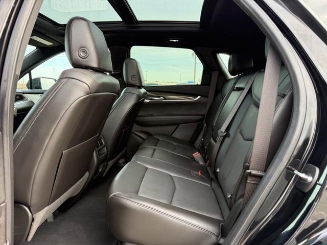 Certified 2022 Cadillac XT5 Sportv w/ Technology Package image 10
