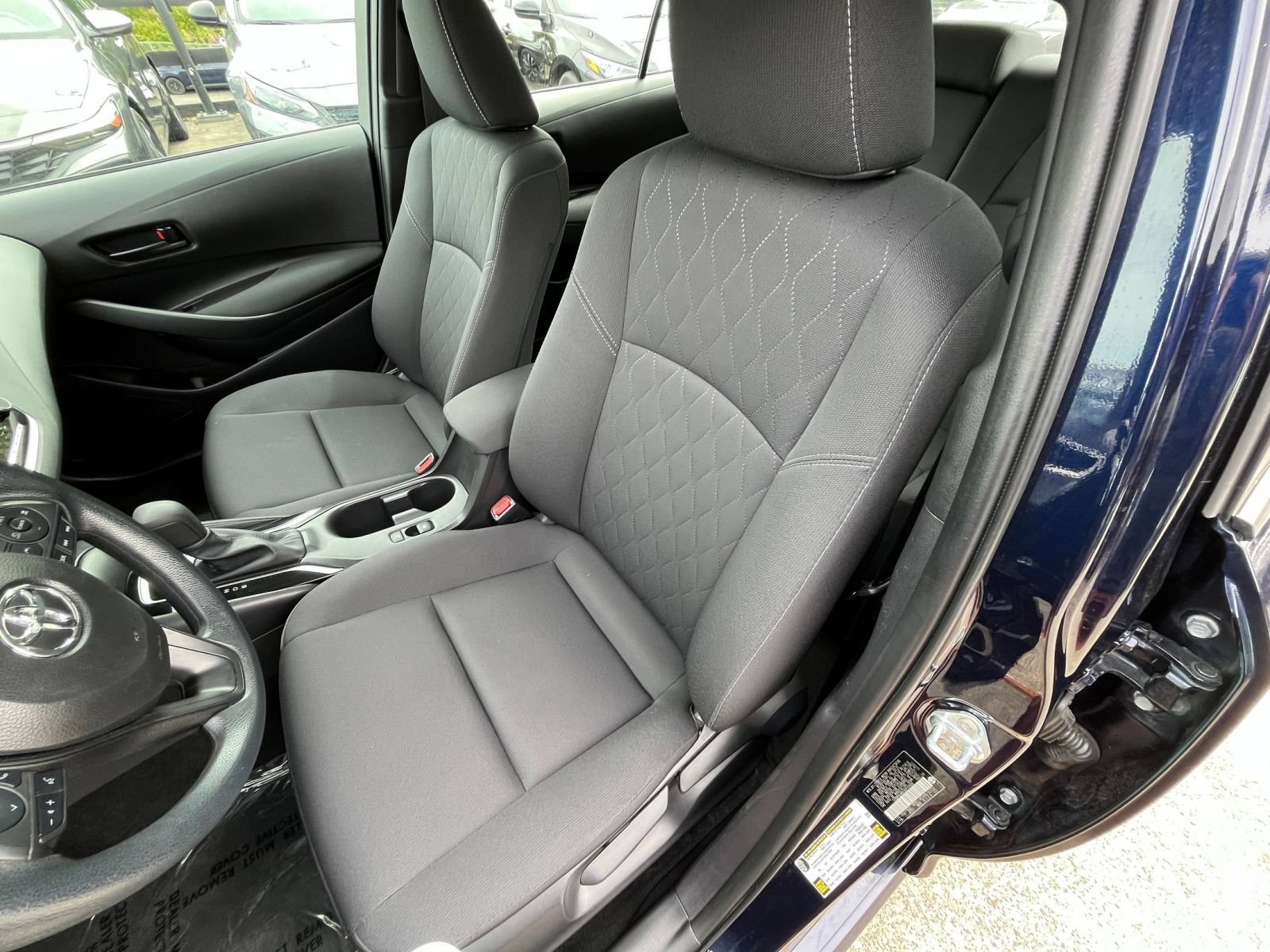 Used 2025 Toyota Corolla LE FWD image 36
