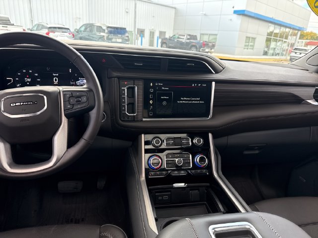 Used 2023 GMC Yukon XL Denali w/ LPO, Floor Liner Package AWD/4WD image 15