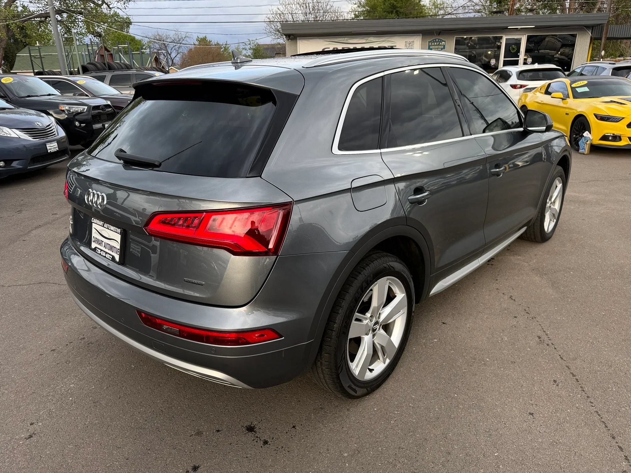 Used 2019 Audi Q5 2.0T Premium Plus w/ Premium Plus Package AWD/4WD image 9