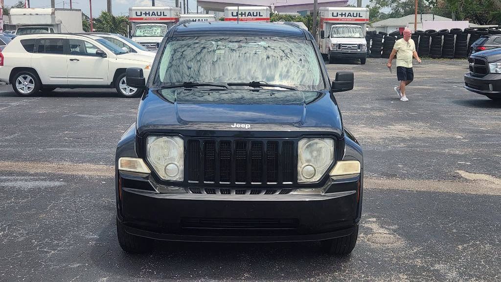 Used 2012 Jeep Liberty Sport AWD/4WD image 9