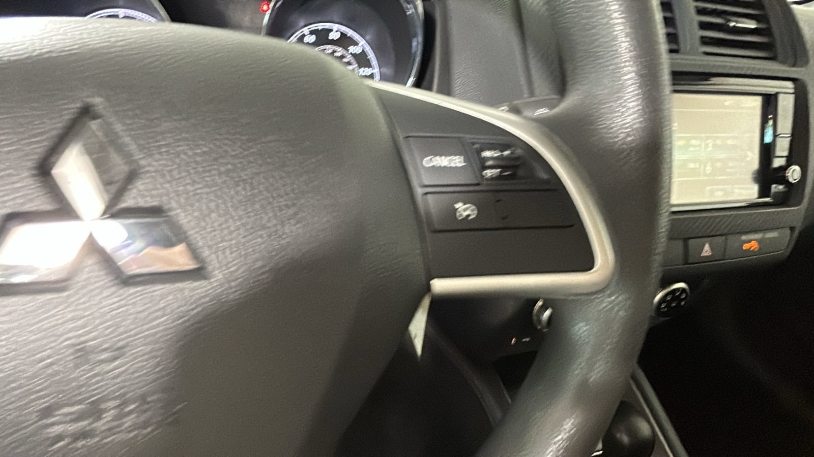 Used 2022 Mitsubishi Outlander Sport ES AWD/4WD image 19