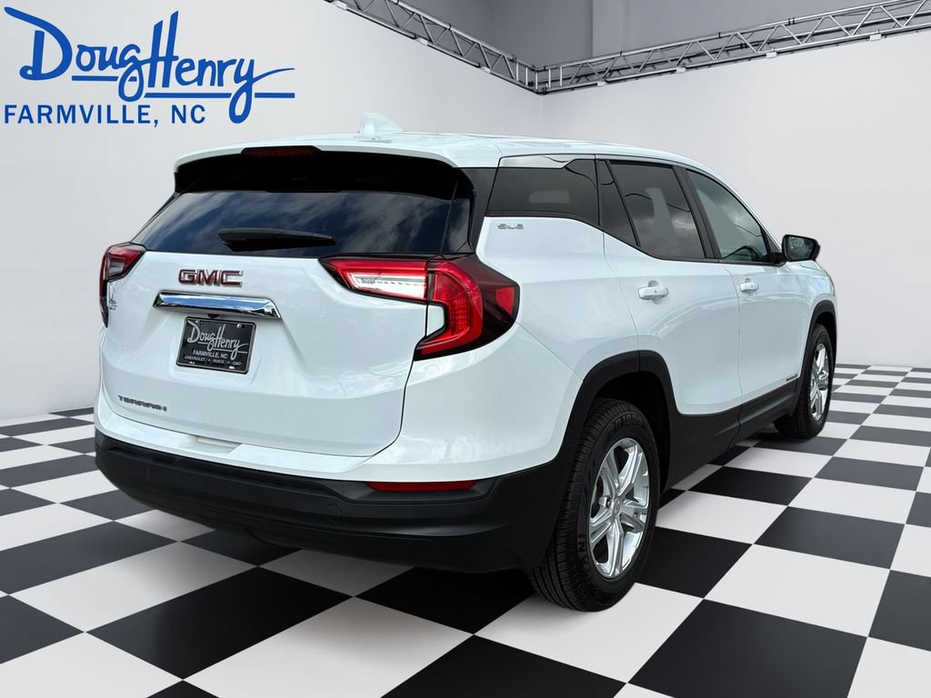 Used 2022 GMC Terrain SLE FWD image 5