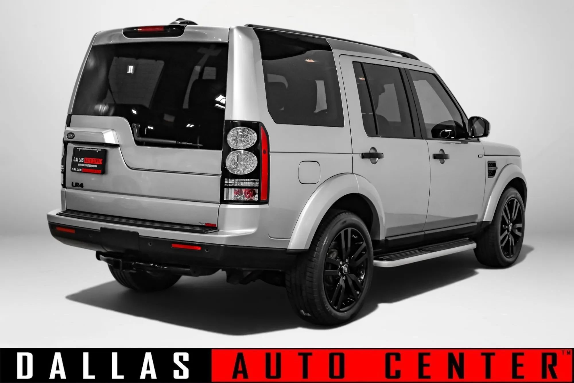 Used 2016 Land Rover LR4 HSE Silver Edition AWD/4WD image 4