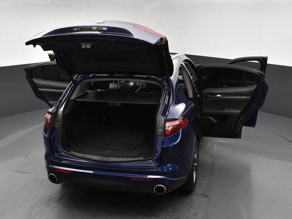 Used 2021 Alfa Romeo Stelvio Ti w/ Active Assist 2 Package TI AWD/4WD image 25