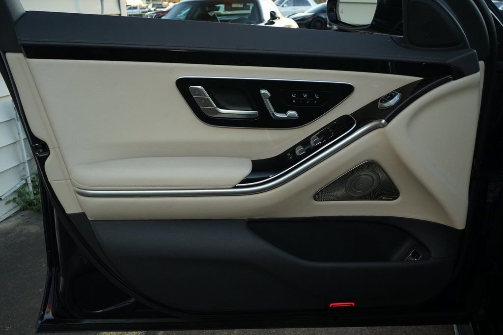 Used 2022 Mercedes-Benz S 500 4MATIC image 24