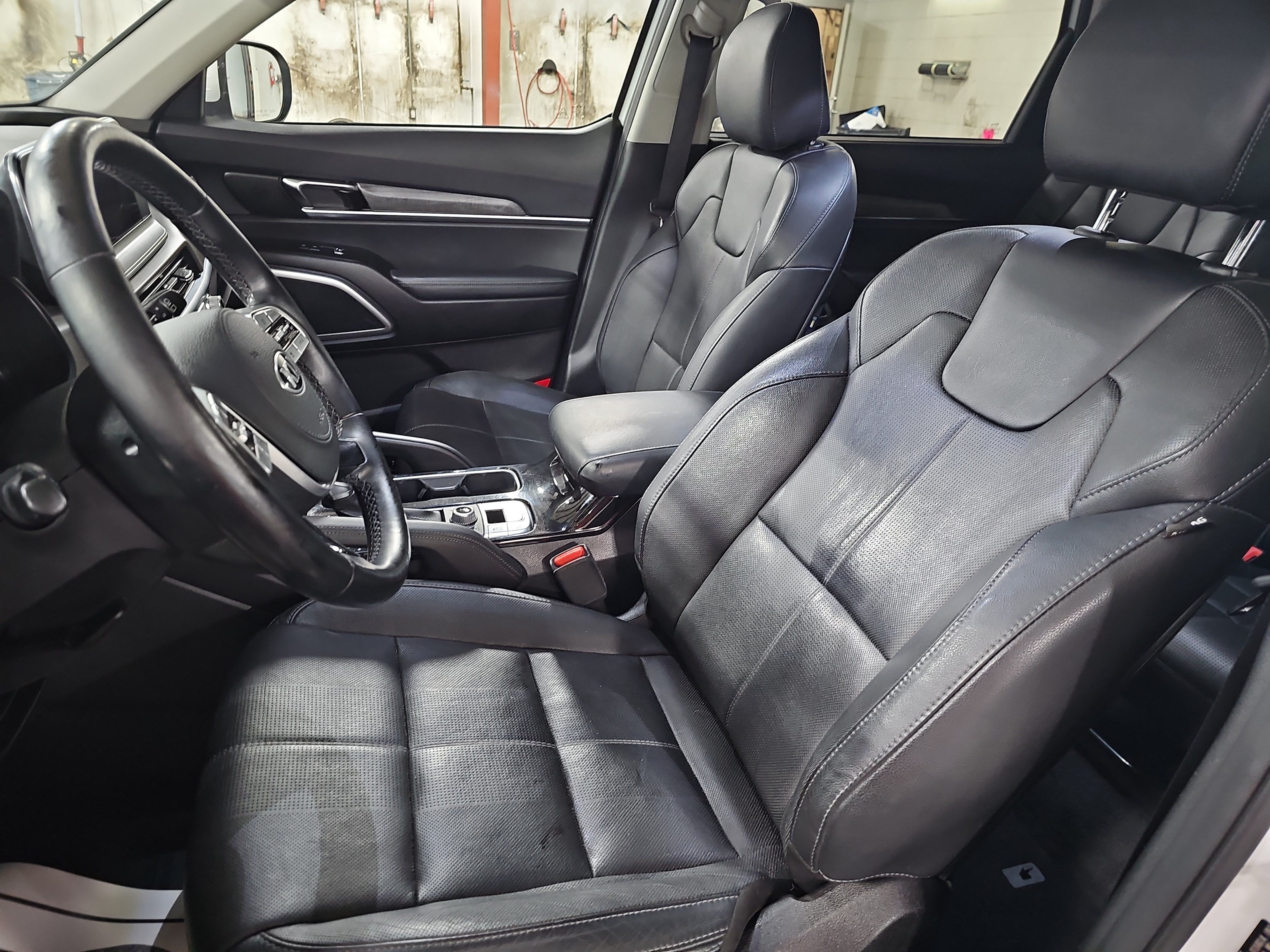 Used 2020 Kia Telluride EX w/ EX Premium Package AWD/4WD image 15