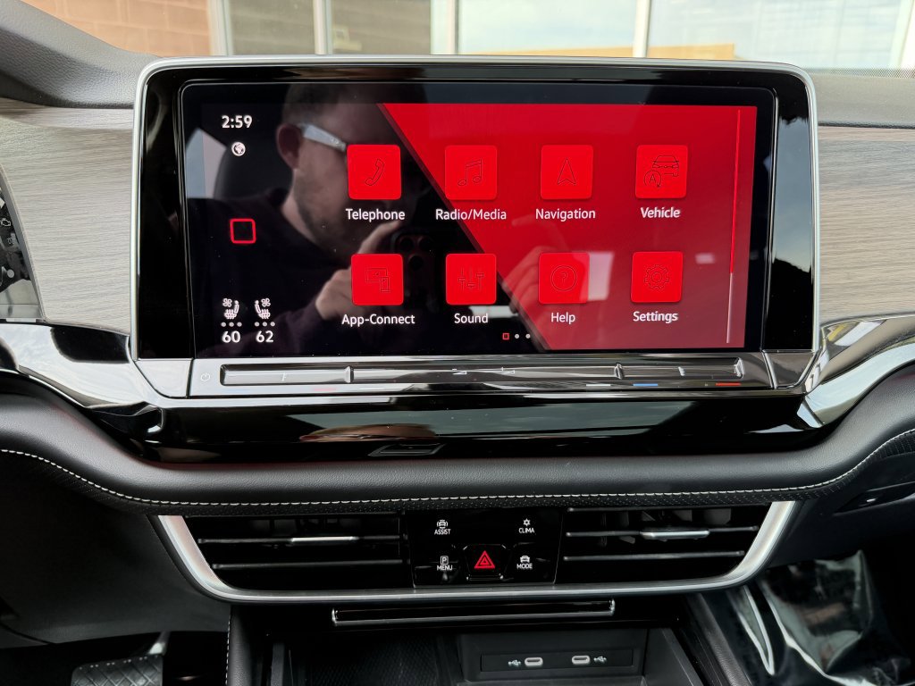 Used 2024 Volkswagen Atlas SEL image 20