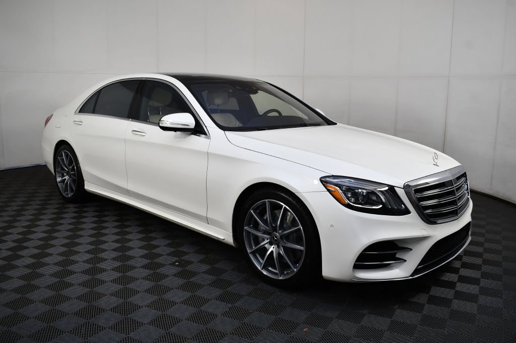 Used 2018 Mercedes-Benz S 560 Sedan image 4
