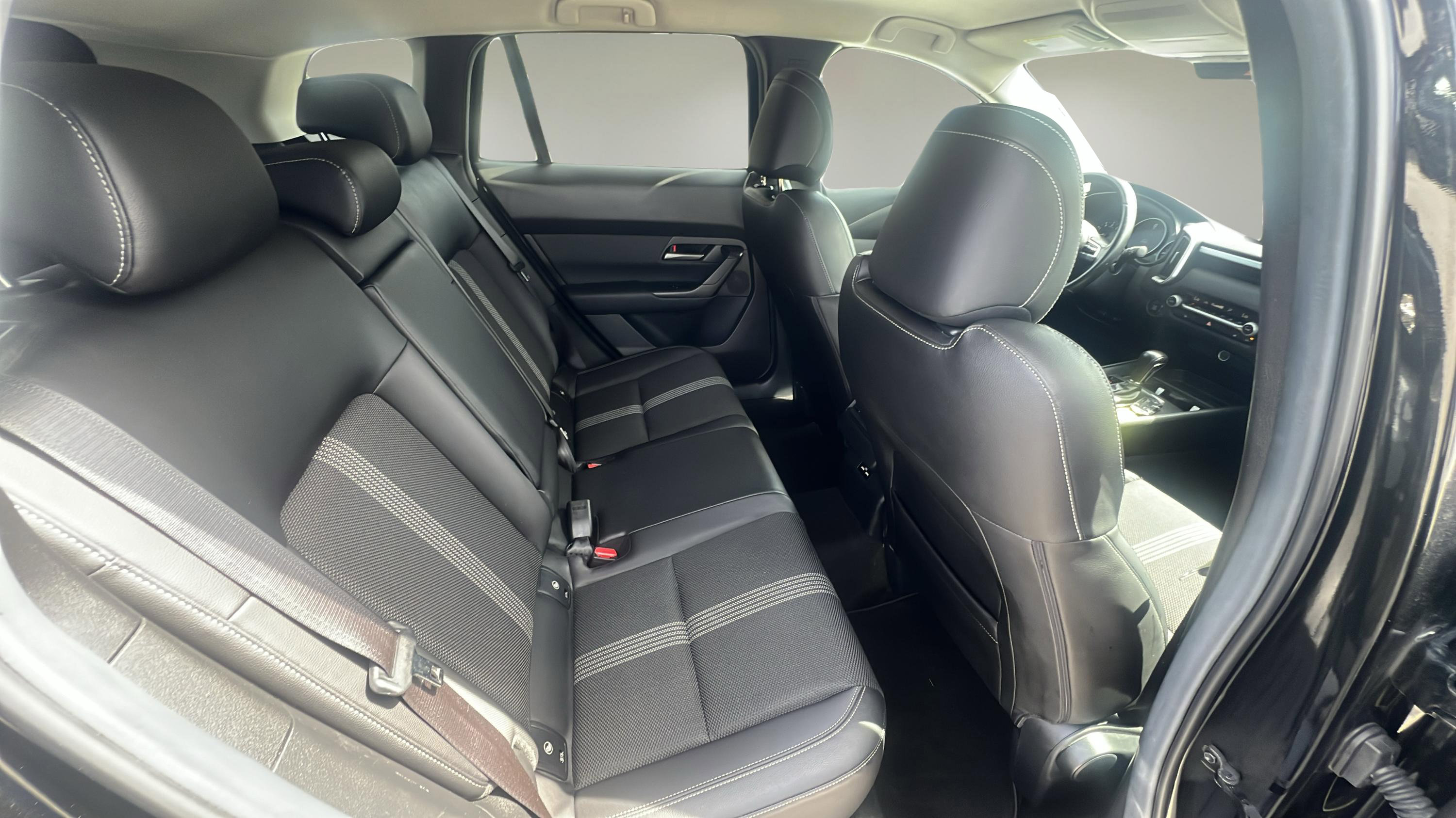 Used 2024 MAZDA CX-50 AWD 2.5 S w/ Preferred Package image 14