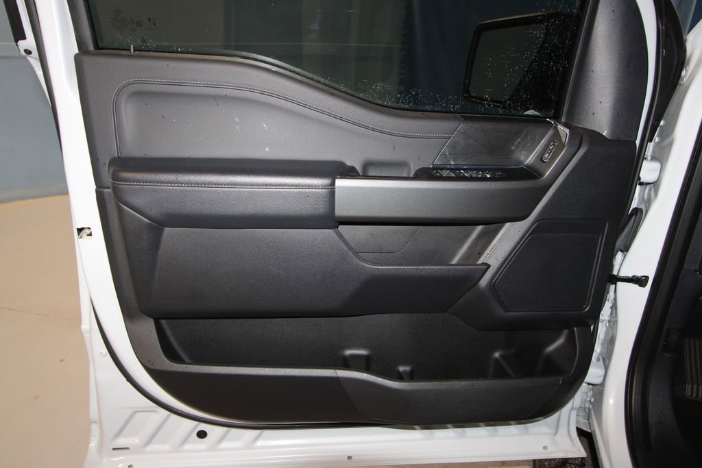 Used 2022 Ford F150 XLT w/ Equipment Group 302A High AWD/4WD image 5