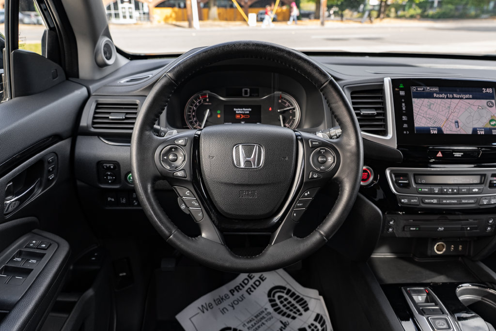 Used 2016 Honda Pilot Elite image 12