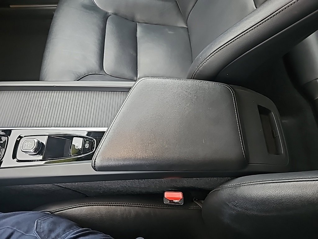 Used 2024 Volvo S60 B5 Core image 27